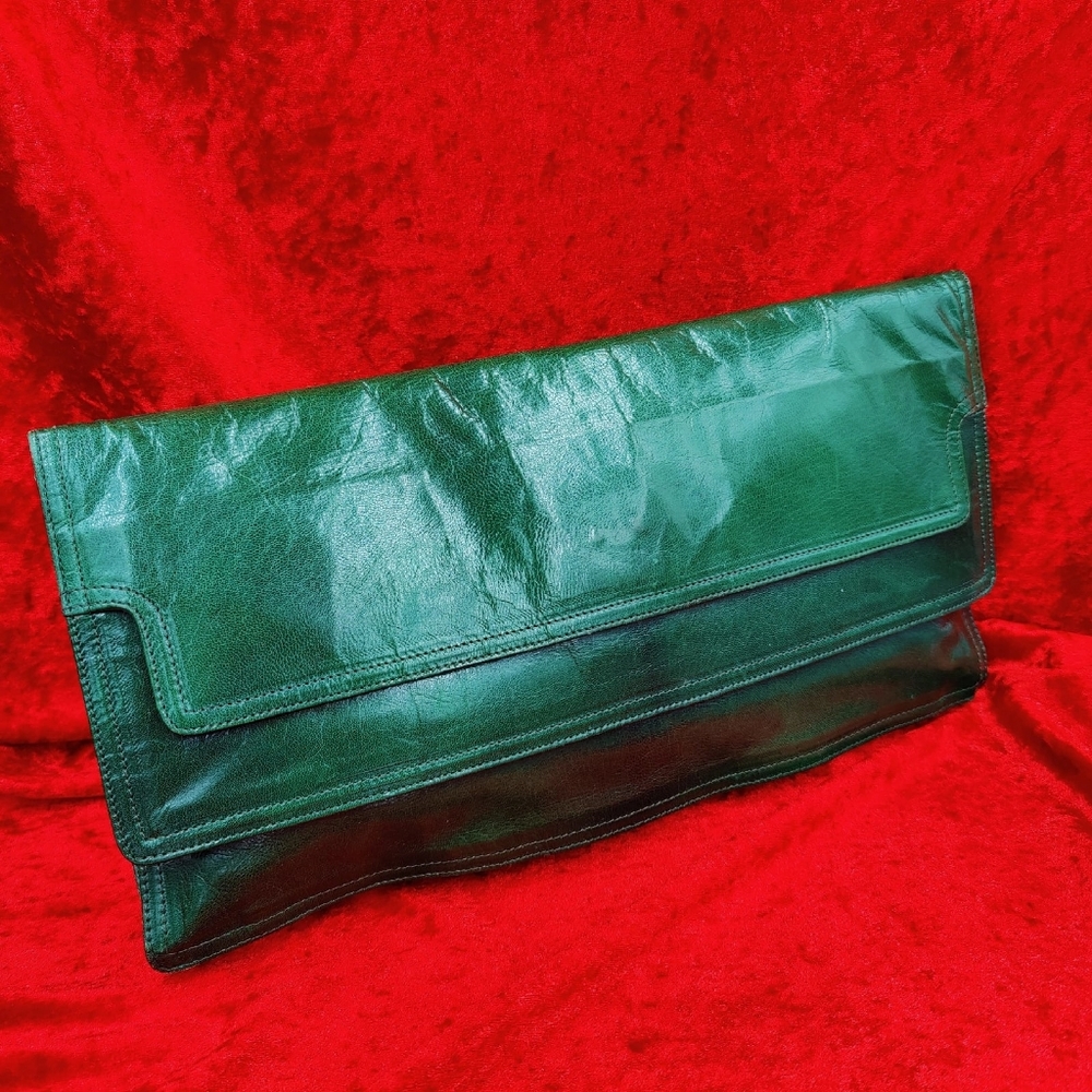 Vintage Clutch Bottega Veneta Authentic Green Leather